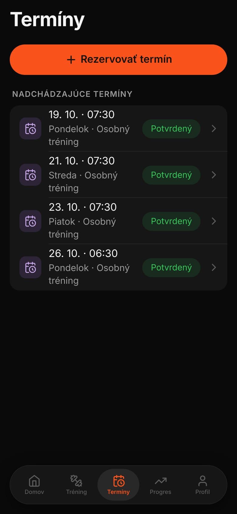 Záložka Termíny klientskej appky s tlačidlom Rezervovať termín a zoznamom termínov